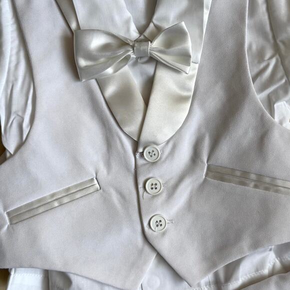 Vintage 90s MGM Kids Fashion 4-Piece Cap Vest Shorts Set Boys 6-9M White Bow - Picture 3 of 9